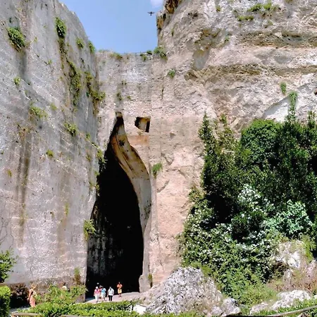 Vittoria Apart Syracuse Exterior foto